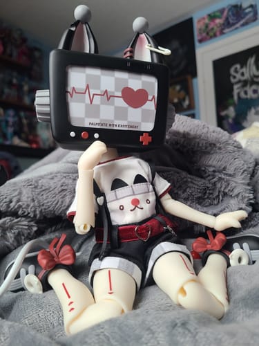 Customer photo review of UF Doll X Autna CCTV Series 1/6 Action Figure BJD Blind Box