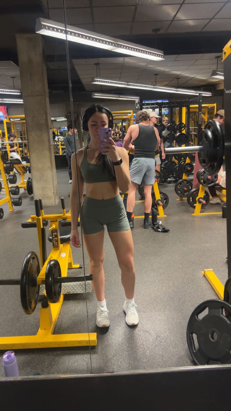 Customer photo review of W161 Elevate shorts 5"