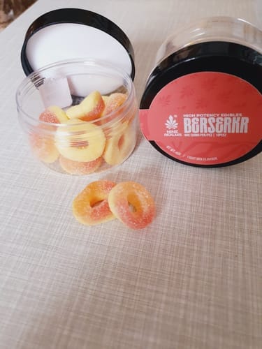 Customer photo review of CLASSIC Gummies