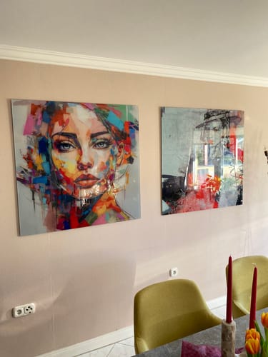 Customer photo review of Acrylglasbild | Schweigsame Frau | Quadrat