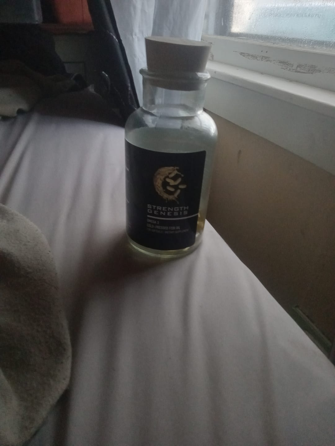 Customer photo review of Omega 3 Pharmaceutical Grade, Molecularly Distilled Cold Processed Fish Oil