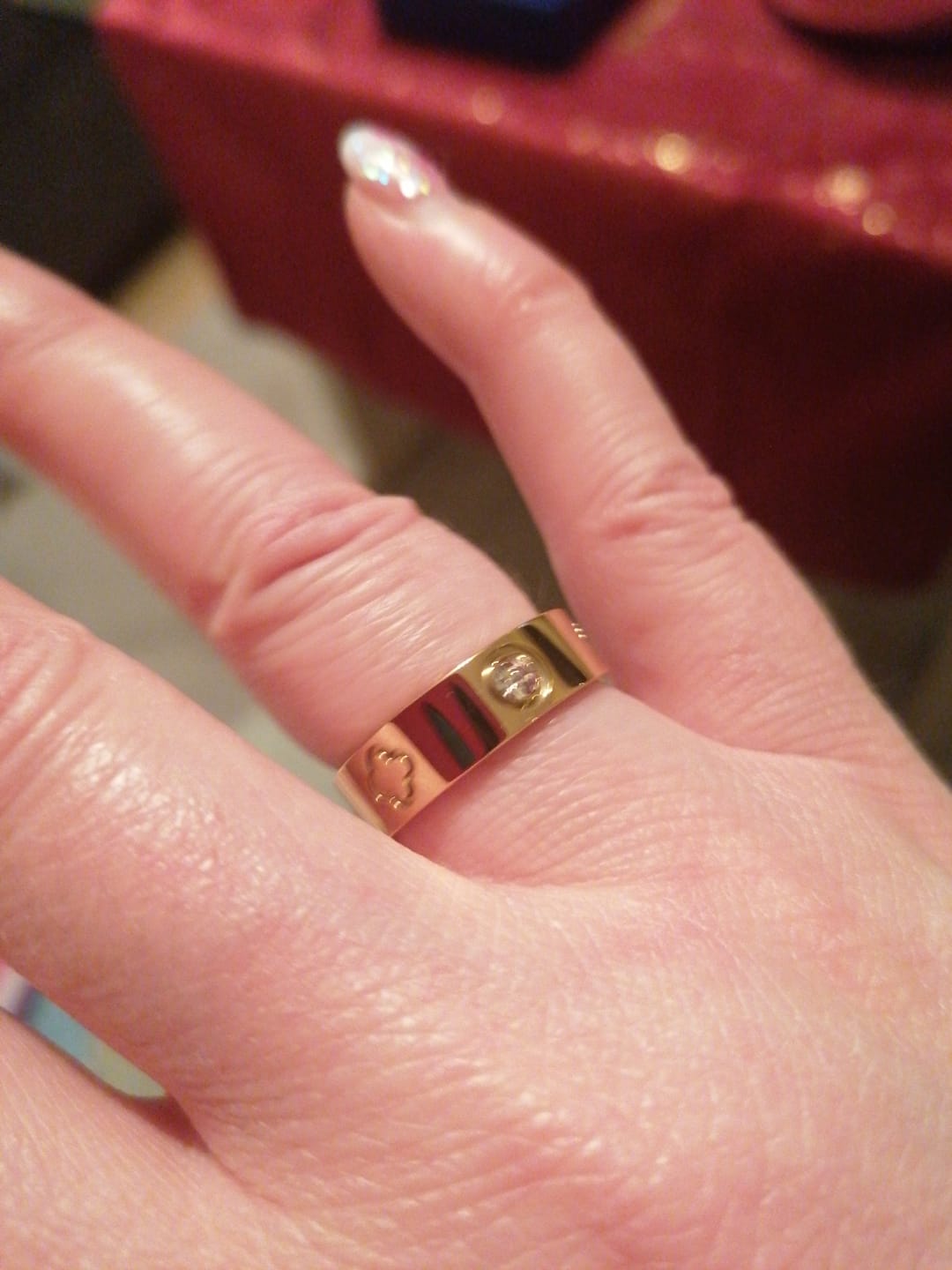 Customer photo review of Clover Stone Ring 18K Vergoldet