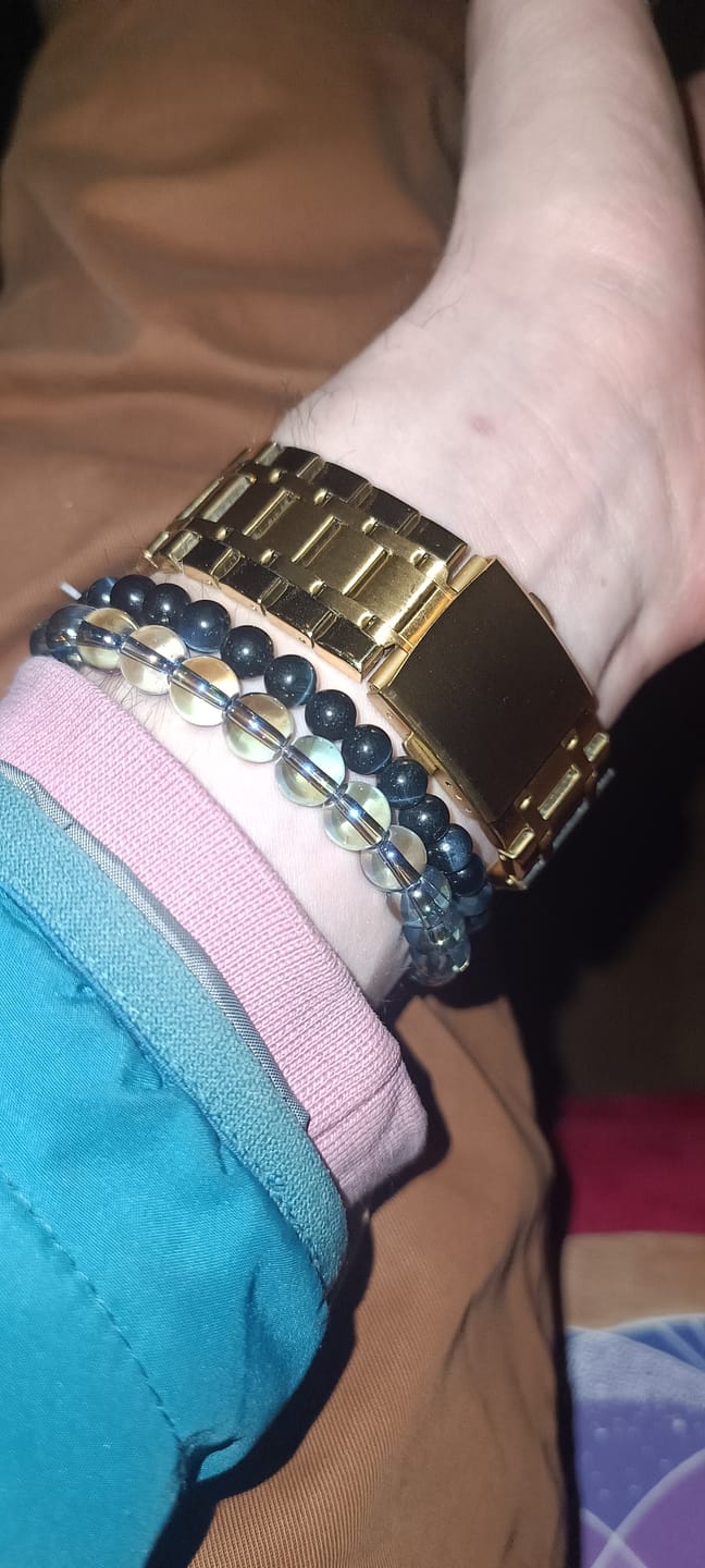 Customer photo review of Bracelet "Ange Gardien" en Oeil de Faucon