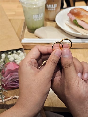 Customer photo review of Minimalist Uno Wedding Rings
