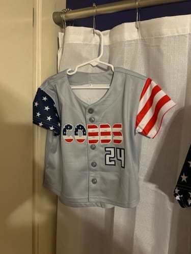 Customer photo review of Custom Black Red Stripe Fashion Raglan Sleeves Authentic Baseball Jersey