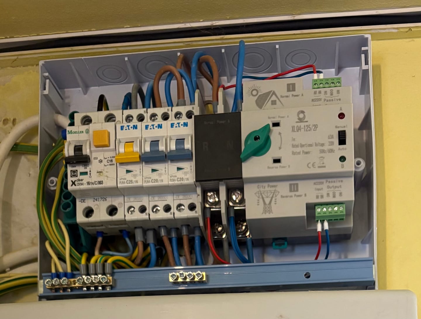 Customer photo review of Comutator de transfer automat monofazat pentru panouri fotovoltaice 230V 63A ATS