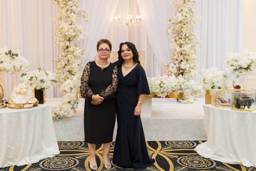 Shida Y. review of Constance Gown by Theia Couture - RENTAL image 1 out of 1