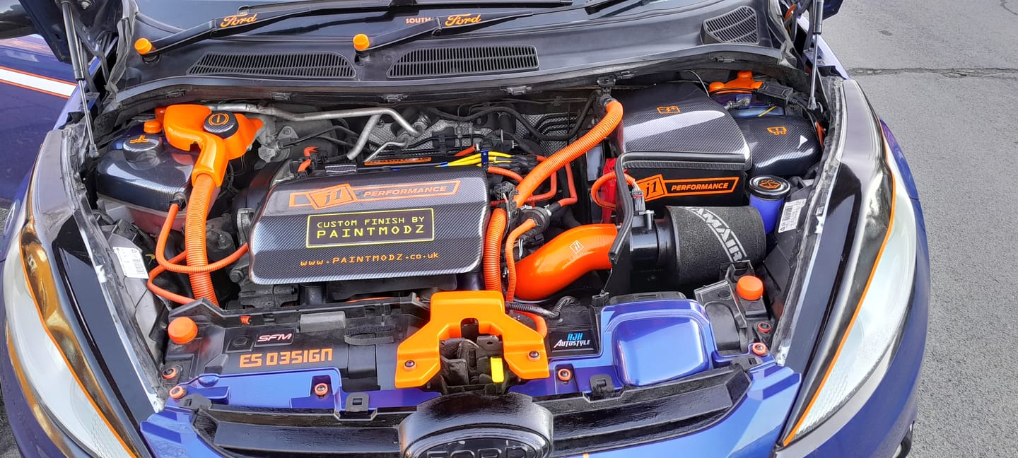 Customer photo review of Wiper Arm Bolt Rubber Covers - Various Fiesta, Focus & Puma Models