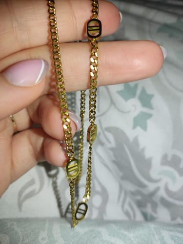 Customer photo review of Five Prestige Halskette | 18K vergoldet