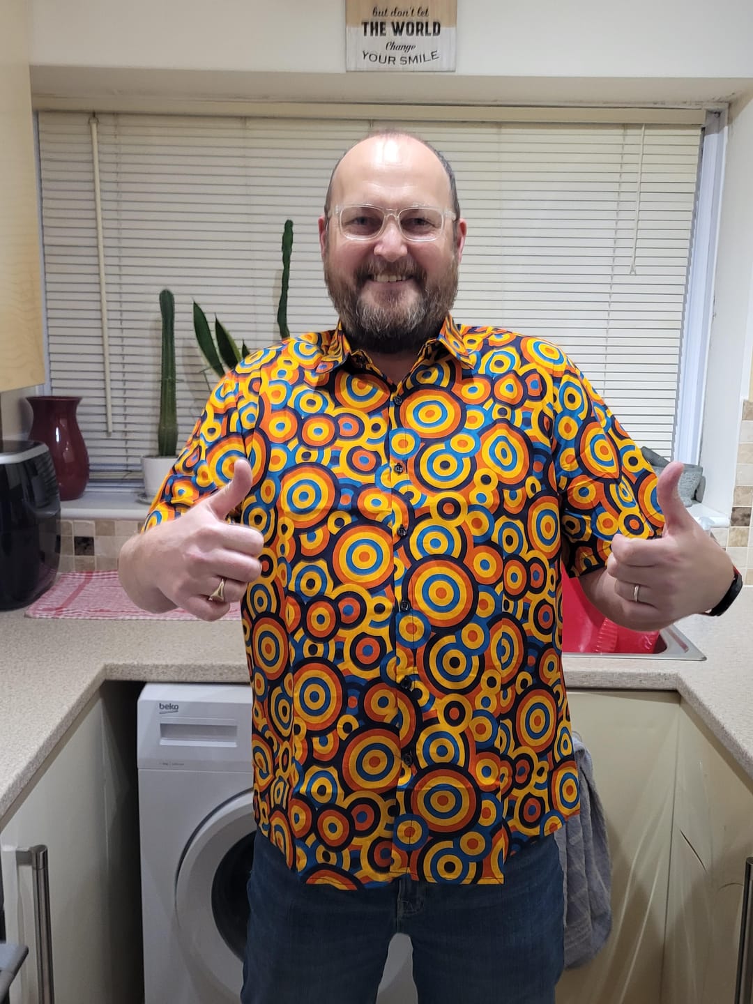 Customer photo review of Men's Orange 70s Retro Button Up Vintage Geometric Circle Shirt