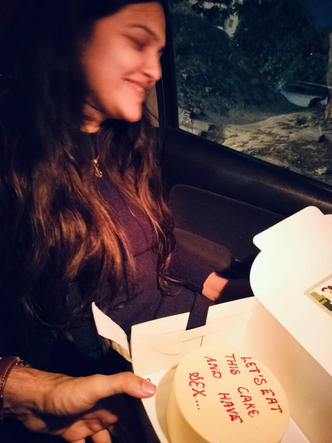 Customer photo review of Seductive Valentine Cake