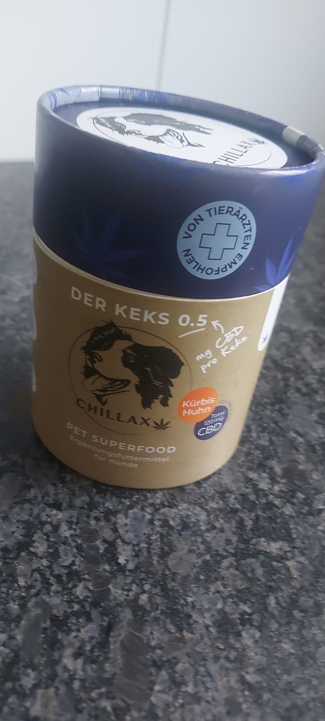 Customer photo review of Hundekekse - Kürbis-Huhn - 0.5 mg CBD - Total 120 mg CBD