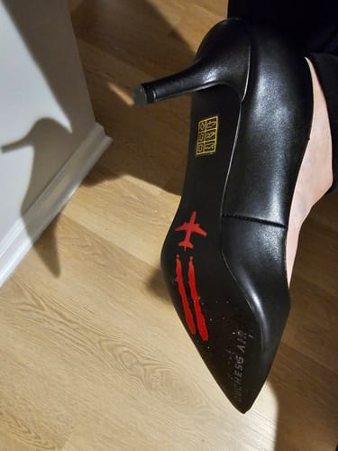 Customer photo review of Pay now to unlock free returns