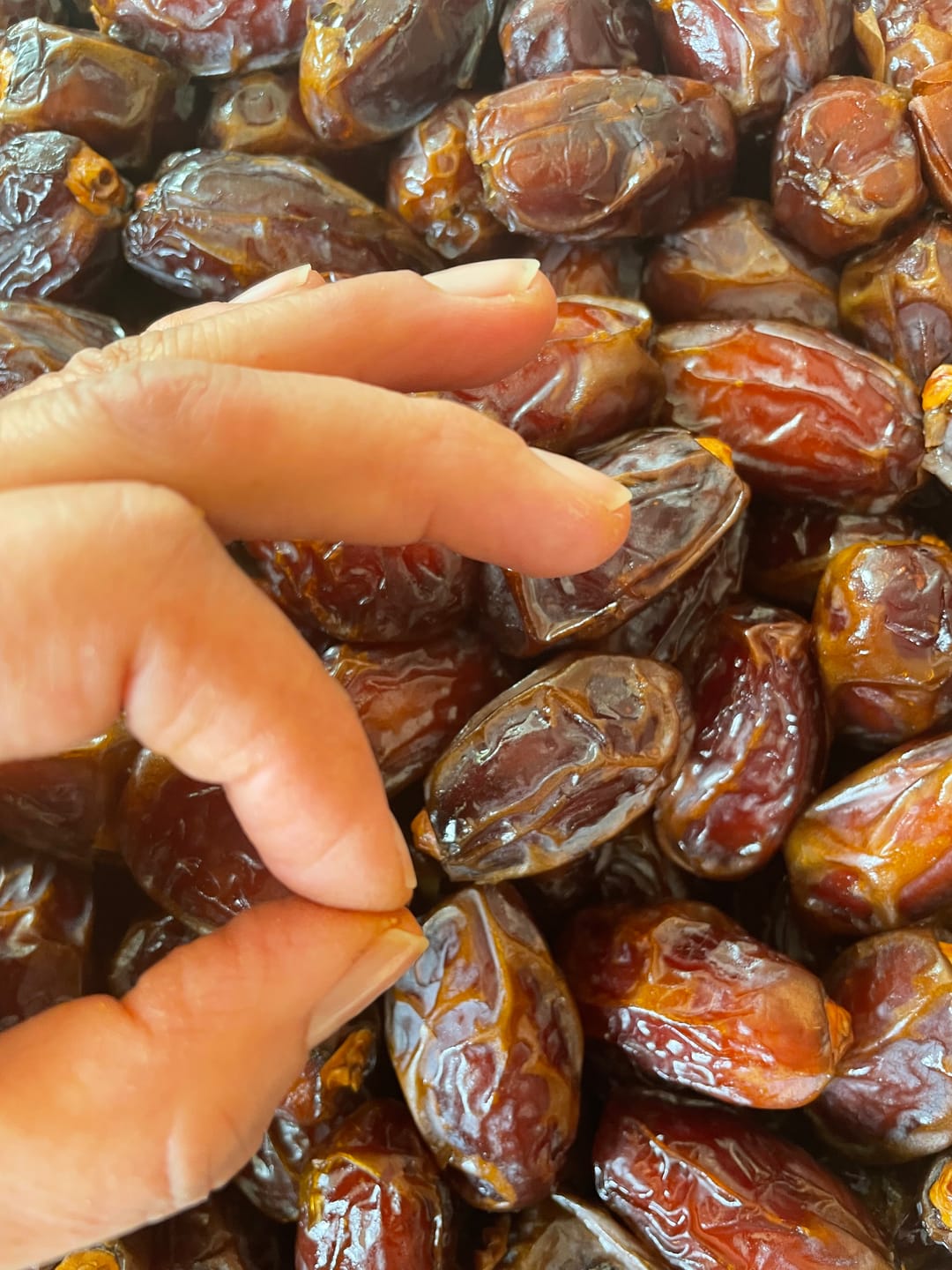 Customer photo review of Organic Mini Medjool Dates Box