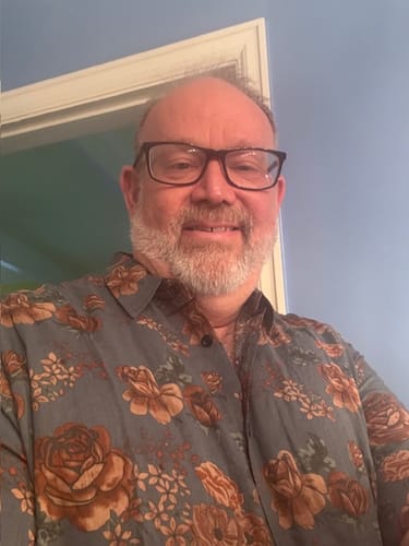 Customer photo review of Men's Vintage Floral Retro Button Up Blue Summer Holiday Short Sleeve Shirt