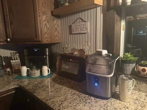 Customer photo review of 34lbs/24H Nugget Ice Makers Countertop
