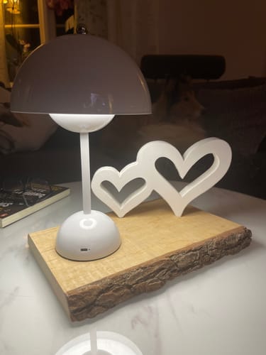 Customer photo review of Bordslampa - Svamplampa Flowerbud - Batteridriven 5000 mAH