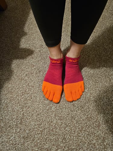 Customer photo review of Injinji UR Light Weight No Show Womens Chilli