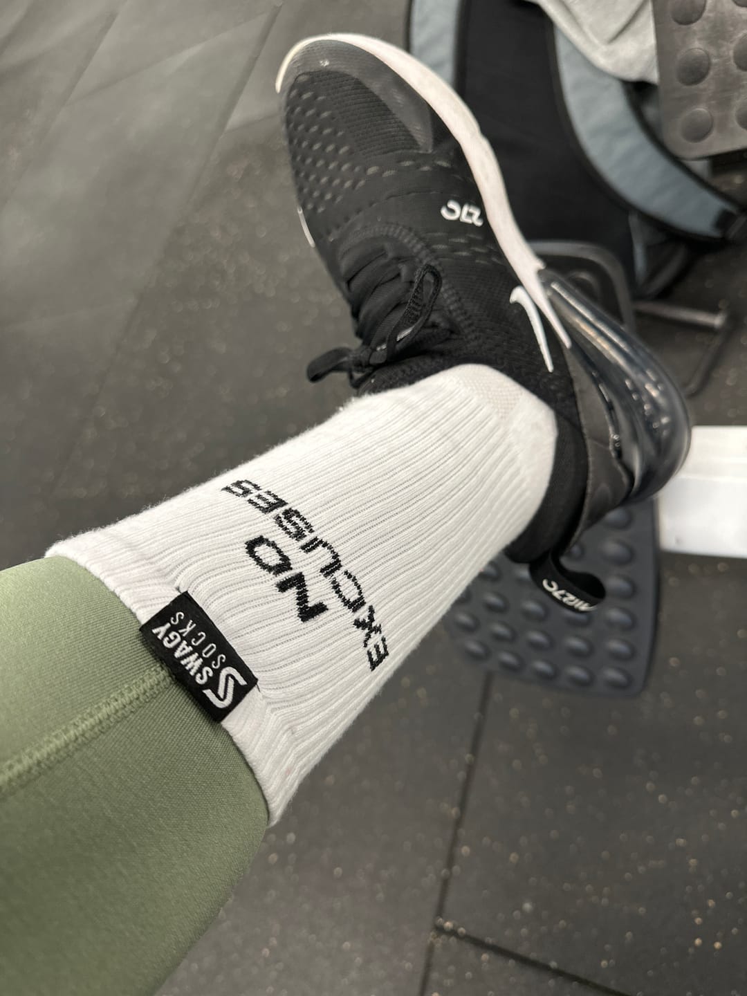 Customer photo review of No Excuses - Crew Workout Socks