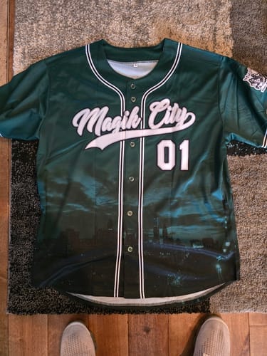 Customer photo review of Custom Black Red Stripe Fashion Raglan Sleeves Authentic Baseball Jersey