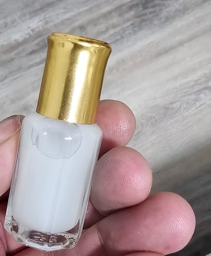 Customer photo review of Musk Al Tahara - White Musk