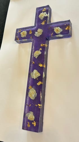 Customer photo review of 12x6x1" Cross Silicone Mold For Epoxy Resin - Medium Cross Mold