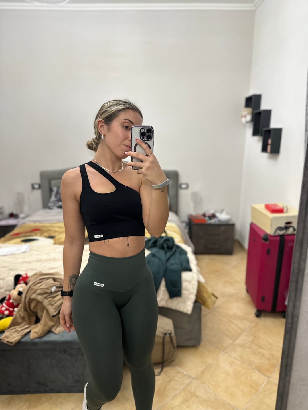 Customer photo review of Top Monospalla Nero