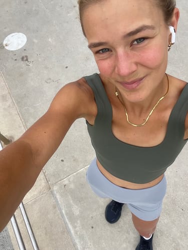 Customer photo review of Sidewalk Gold Necklace