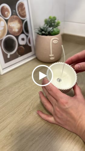 Customer video review of Cera de Soja para velas en Molde, Pilar y Wax-melts (APF)