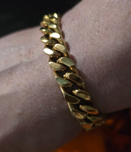 Customer photo review of 18k Gold Clasp Cuban Bracelet