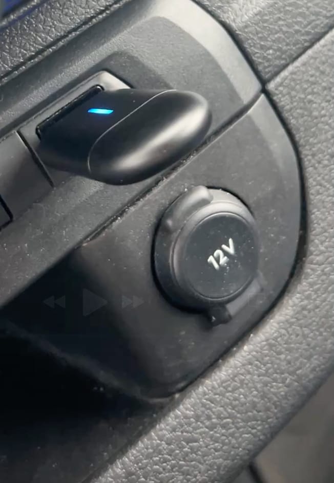 Customer photo review of Mini 2-in-1 Car Dongle
