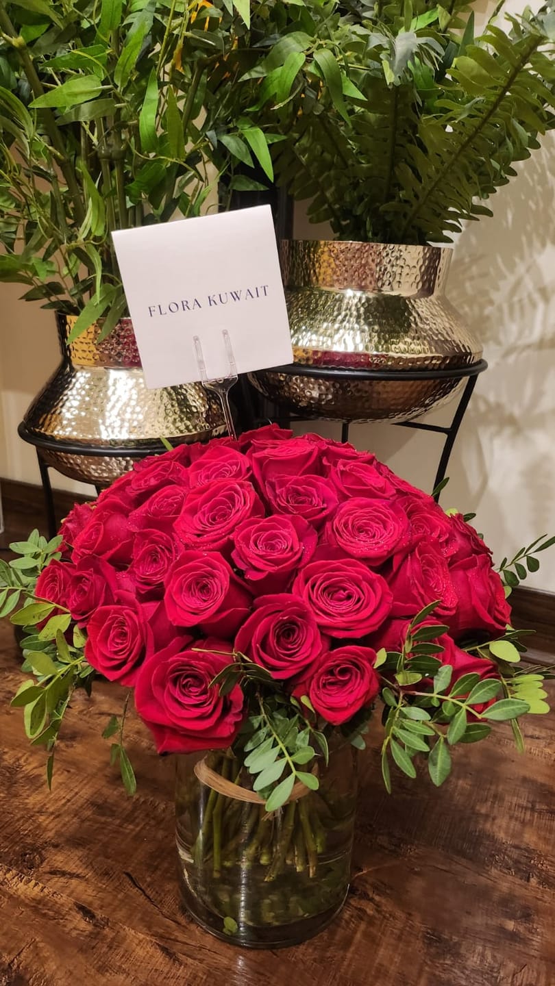 Customer photo review of 50 Stunning Red Roses