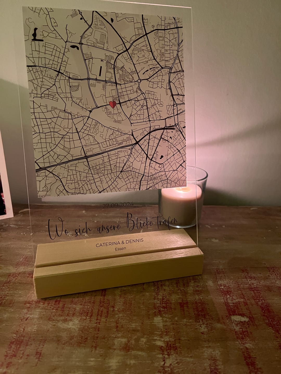 Customer photo review of "Unser Ereignis" - Personalisierte Acryltafel