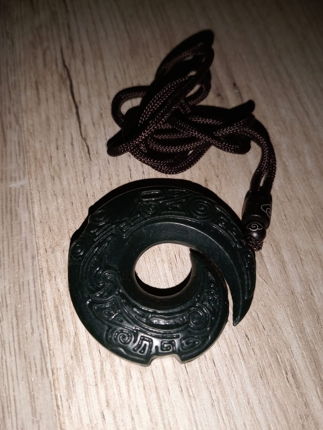Customer photo review of Buddha Stones One's Luck Improves Design Patern Hetian Cyan Jade Peace Buckle Luck Halskette Anhänger
