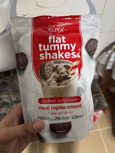Customer photo review of Shortcutx Flat Tummy Shakes: Cookies and Cream