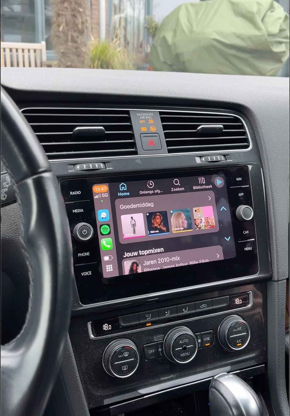 Customer photo review of Mini 2-in-1 Car Dongle