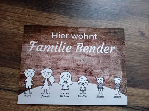Customer photo review of Familien Türschild (UV- und wetterfest) inkl. Klebebefestigung