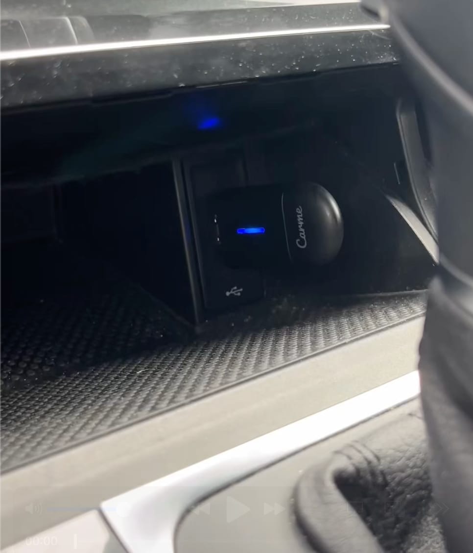 Customer photo review of Mini 2-in-1 Car Dongle