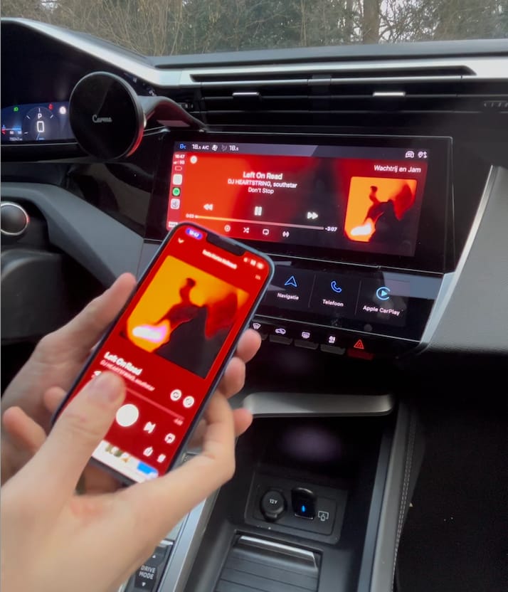 Customer photo review of Mini 2-in-1 Car Dongle