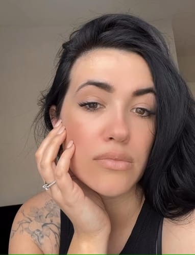 Customer photo review of SultryFox Self-adhesive Cluster Lashes