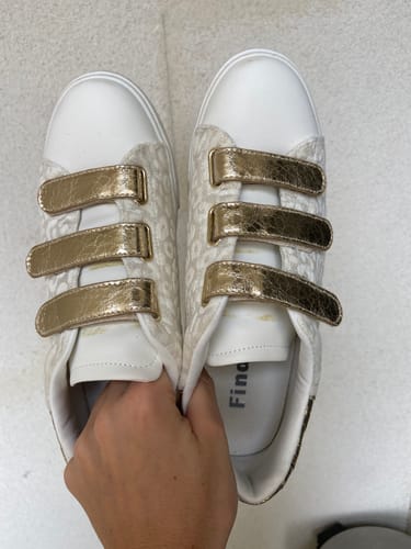 Customer photo review of Basket femme blanche et dorée léopard scratch - Elina