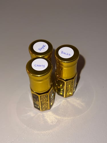 Customer photo review of Z288 - Vanilla 28 (Kayali Vanilla 28)