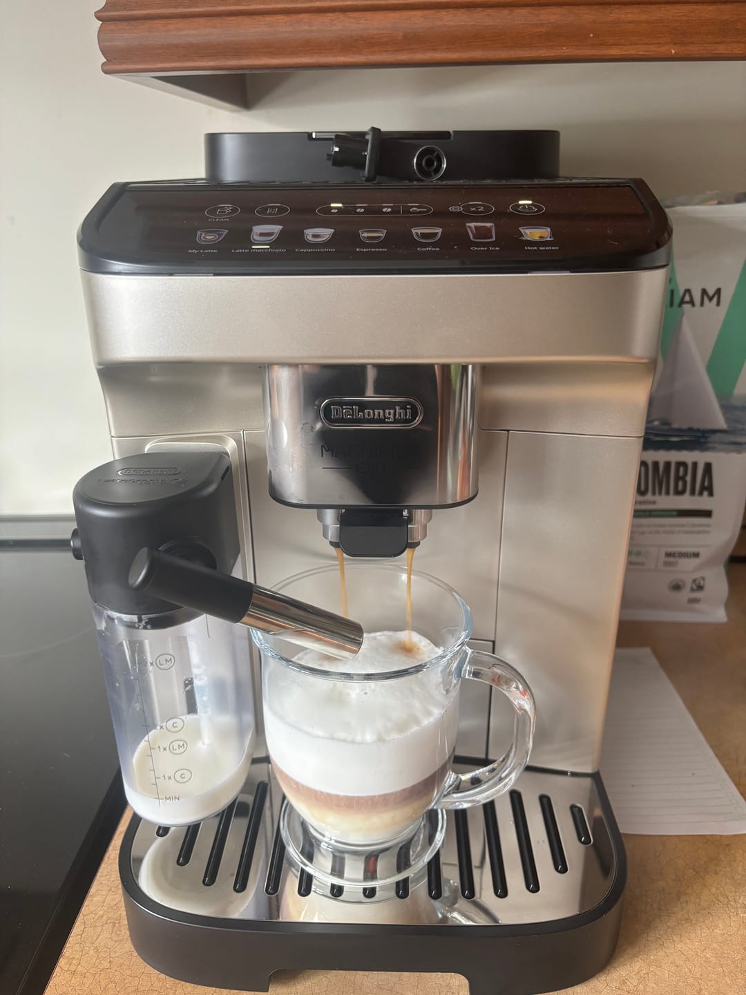 Customer photo review of DeLonghi - Magnifica EVO (ECAM29084SB)
