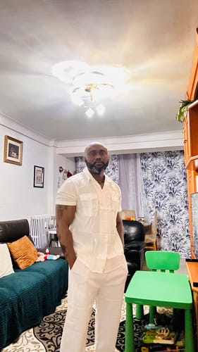 Customer photo review of Chemise hawaïenne en coton et lin pour hommes, avec poche, plage cubaine, manches courtes, bouton d'été, chemise de camp