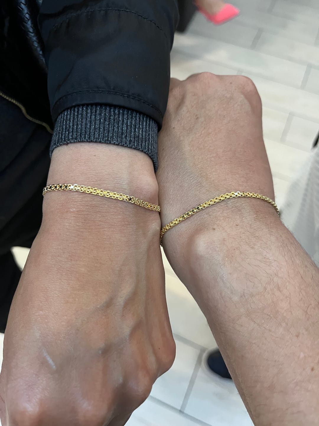 Customer photo review of Pulseras Bismarck en Oro laminado 18k Para Pareja