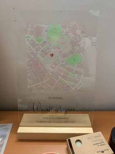 Kundenbewertung mit Foto zu "Unser Ereignis" - Personalisierte Acryltafel