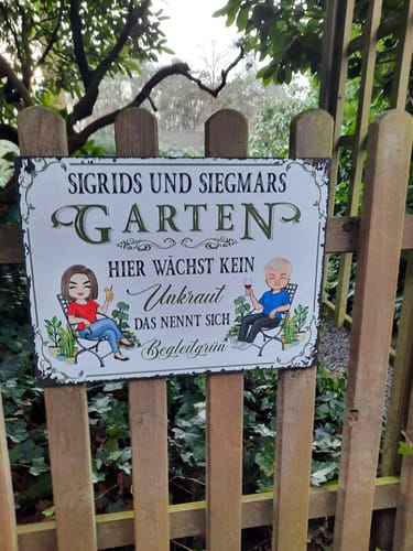Customer photo review of Personalisiertes Gartenschild mit Namen Anpassbar