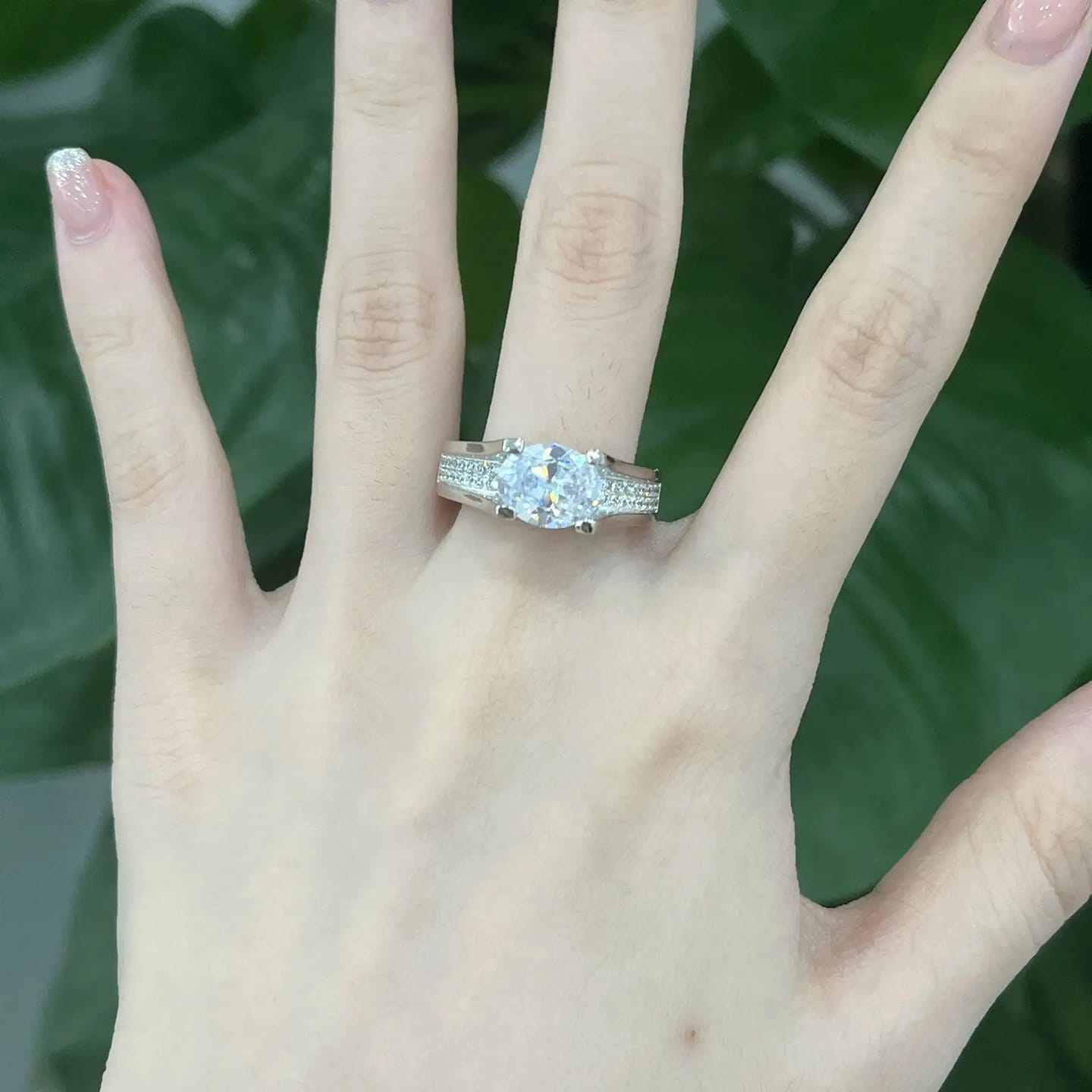 Customer photo review of Solarii New Arrived 5.0ct Oval Cut Engagement Ring