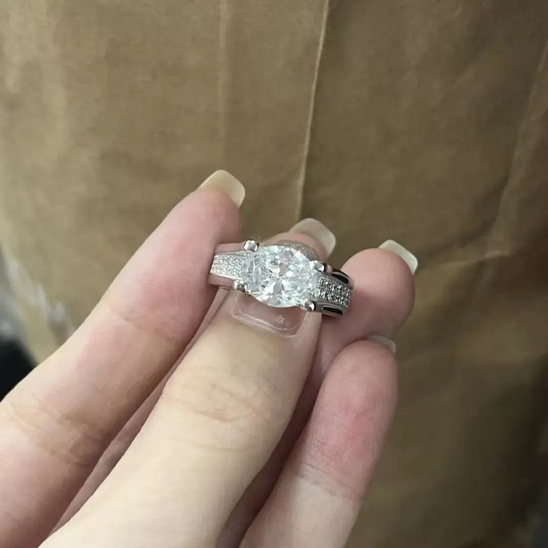Customer photo review of Solarii New Arrived 5.0ct Oval Cut Engagement Ring