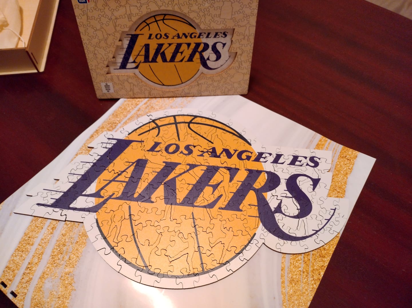 Customer photo review of Los Angeles Lakers™ - Wooden Puzzle